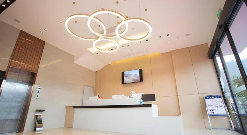 City Comfort Inn Luzhou Jiangyang District Wancheng International Zewnętrze zdjęcie